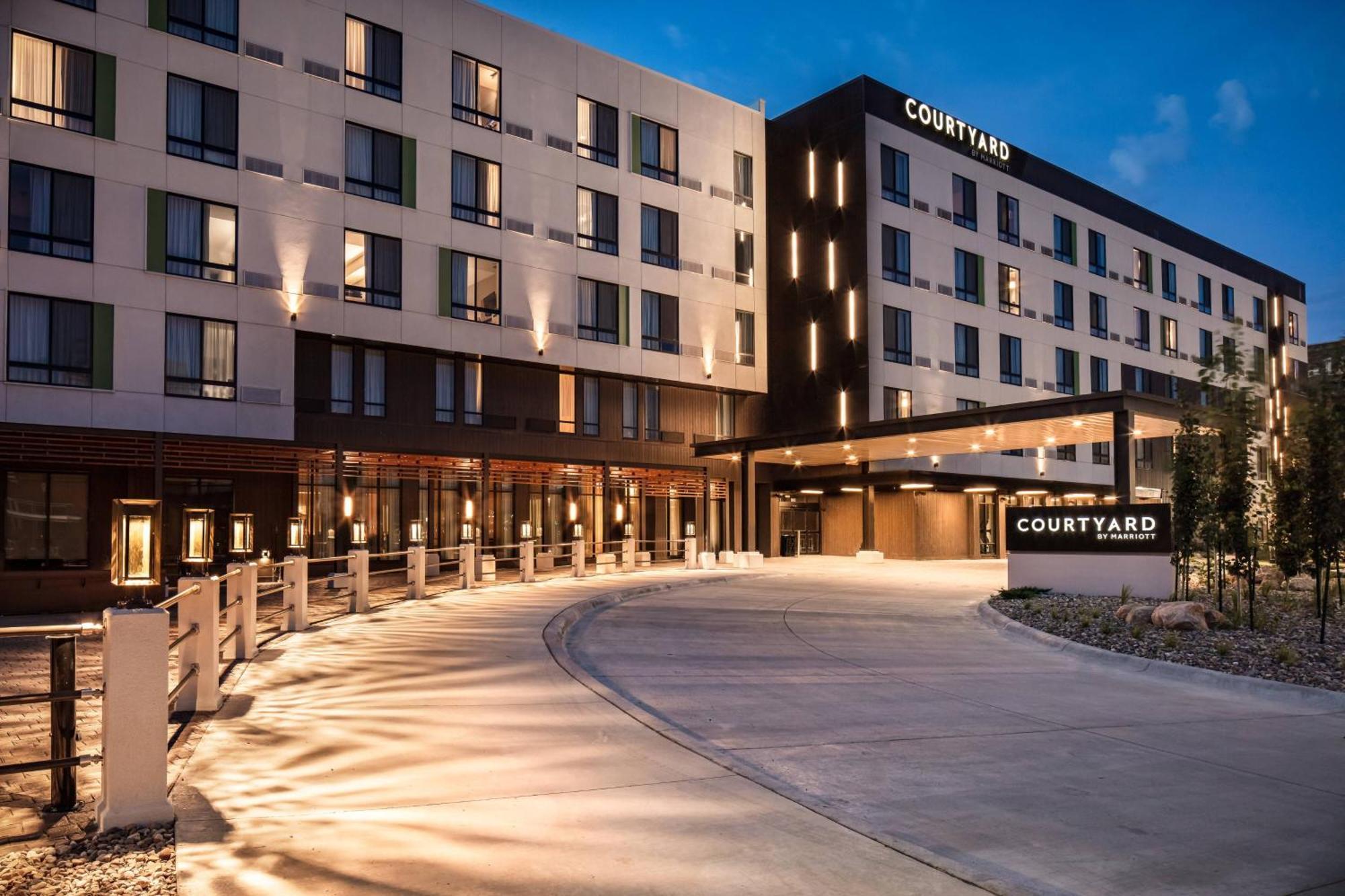 Courtyard Sioux City Downtown/Convention Center Екстер'єр фото