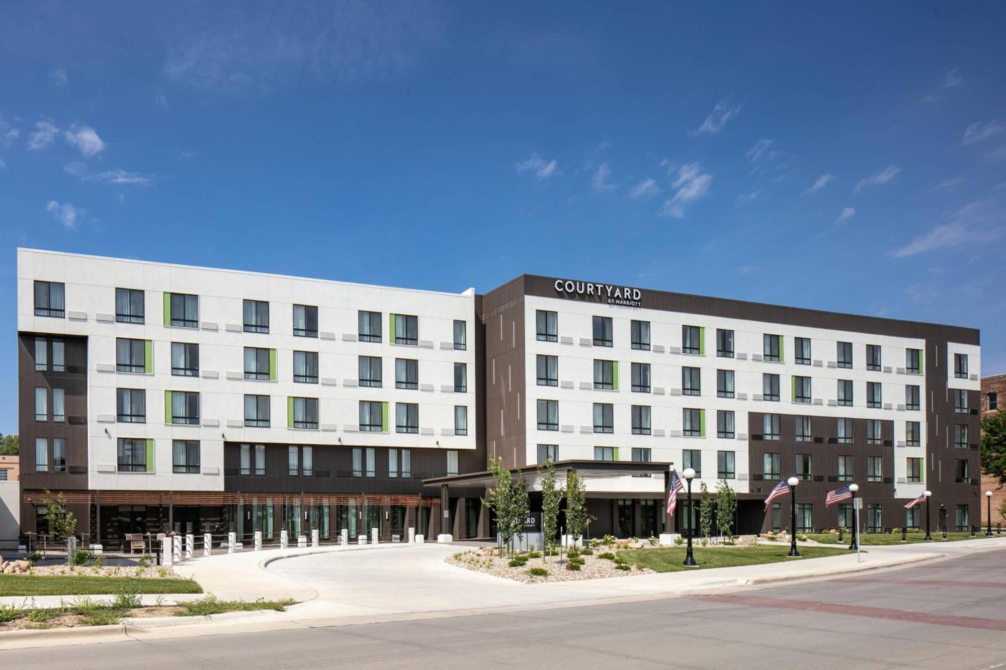 Courtyard Sioux City Downtown/Convention Center Екстер'єр фото
